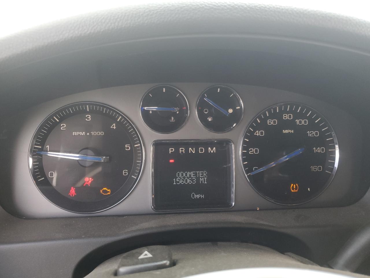 2007 Cadillac Escalade Luxury VIN: 1GYFK638X7R235059 Lot: 68639495