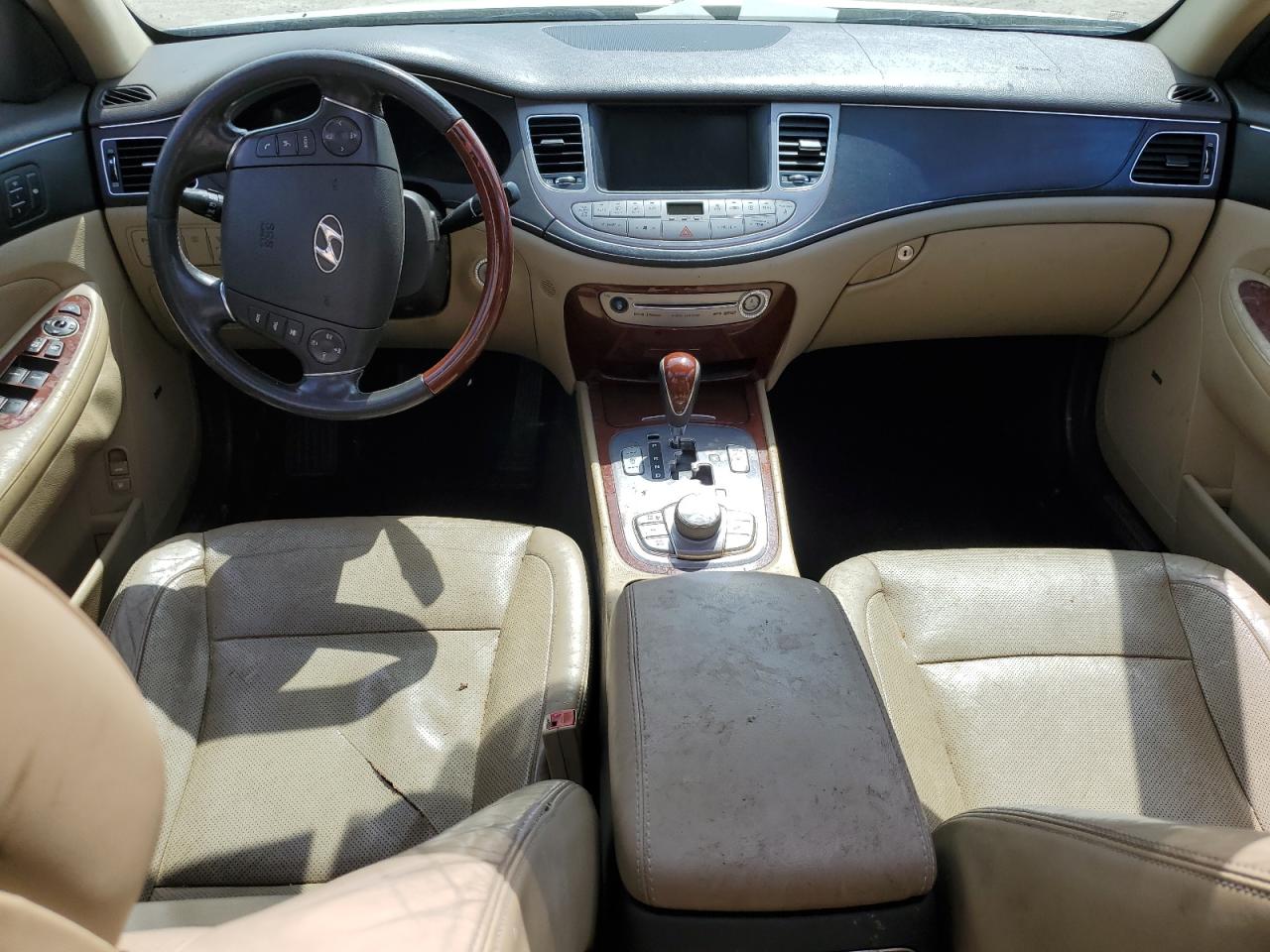 2012 Hyundai Genesis 4.6L VIN: KMHGC4DF5CU177826 Lot: 70682345