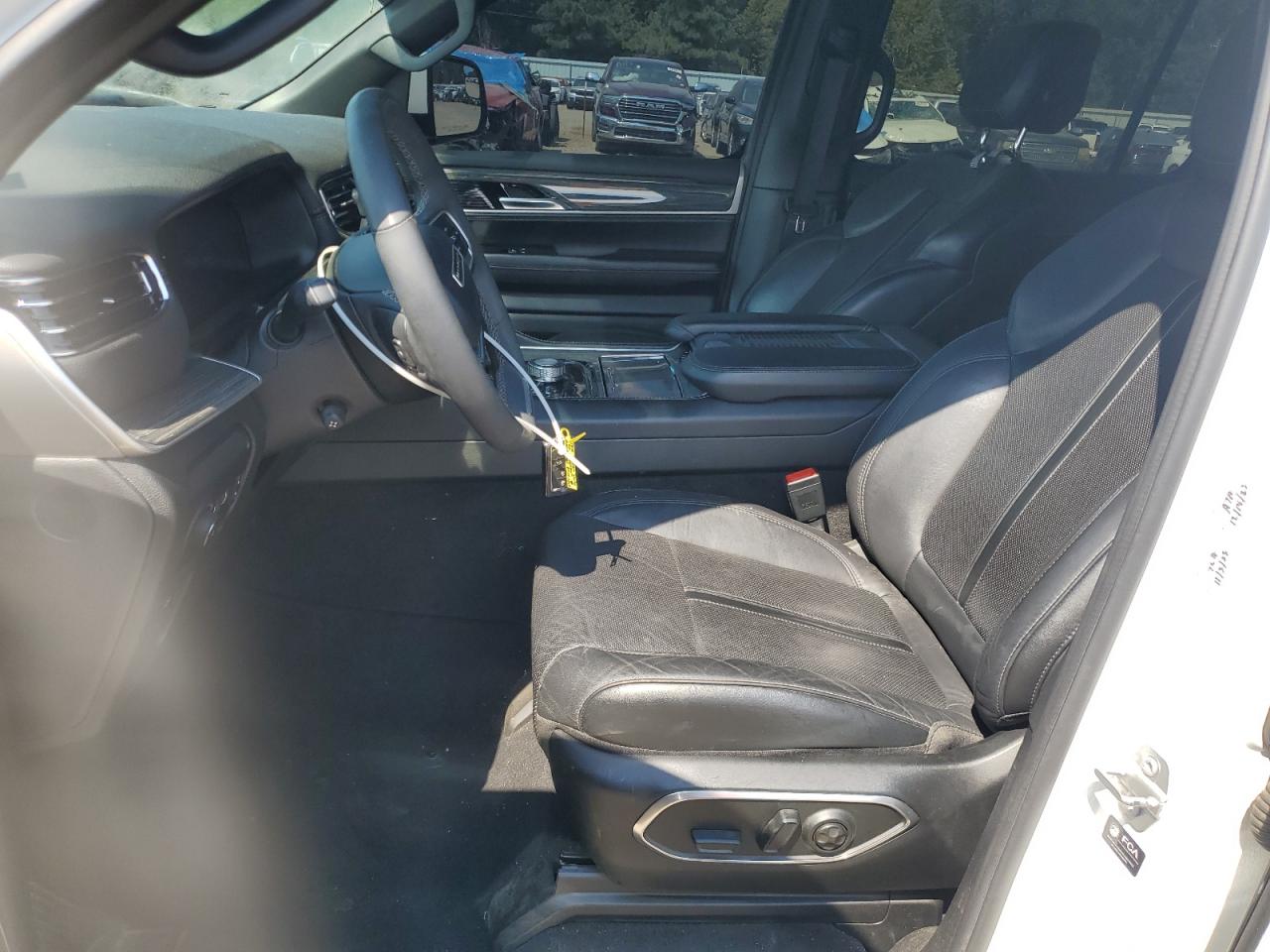 2022 Jeep Wagoneer Series Ii VIN: 1C4SJVBT9NS158973 Lot: 69430595