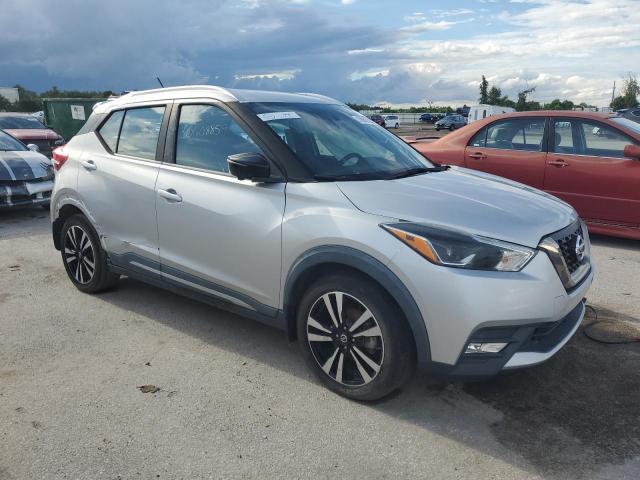  NISSAN KICKS 2019 Silver