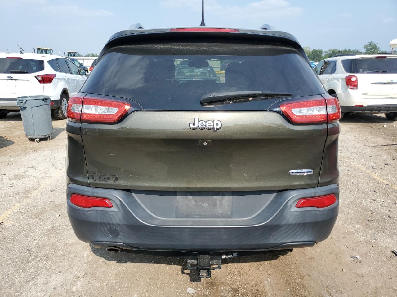 2015 Jeep Cherokee Latitude VIN: 1C4PJLCB0FW596369 Lot: 67411835