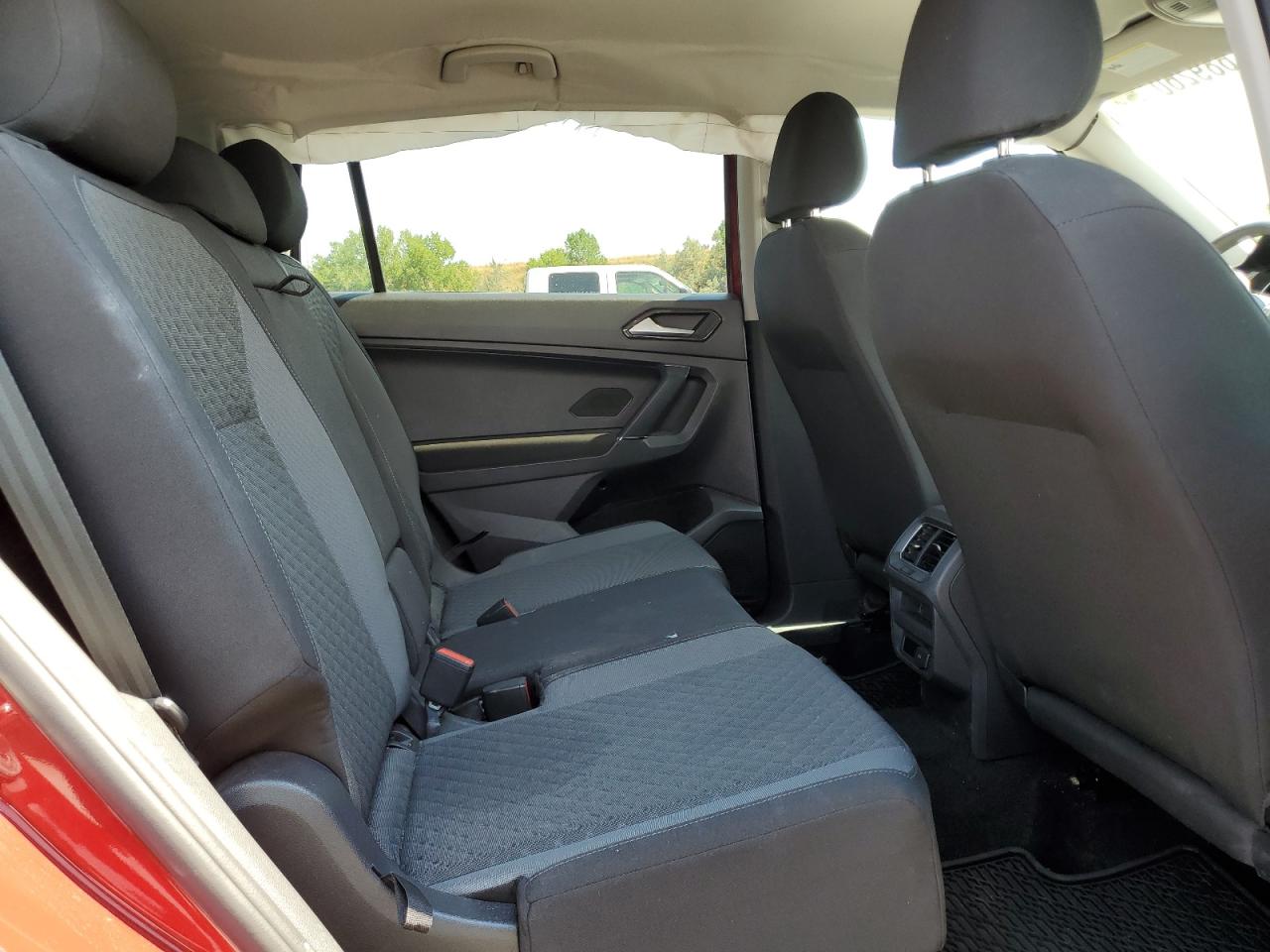 2018 Volkswagen Tiguan S VIN: 3VV0B7AX9JM108146 Lot: 68926075