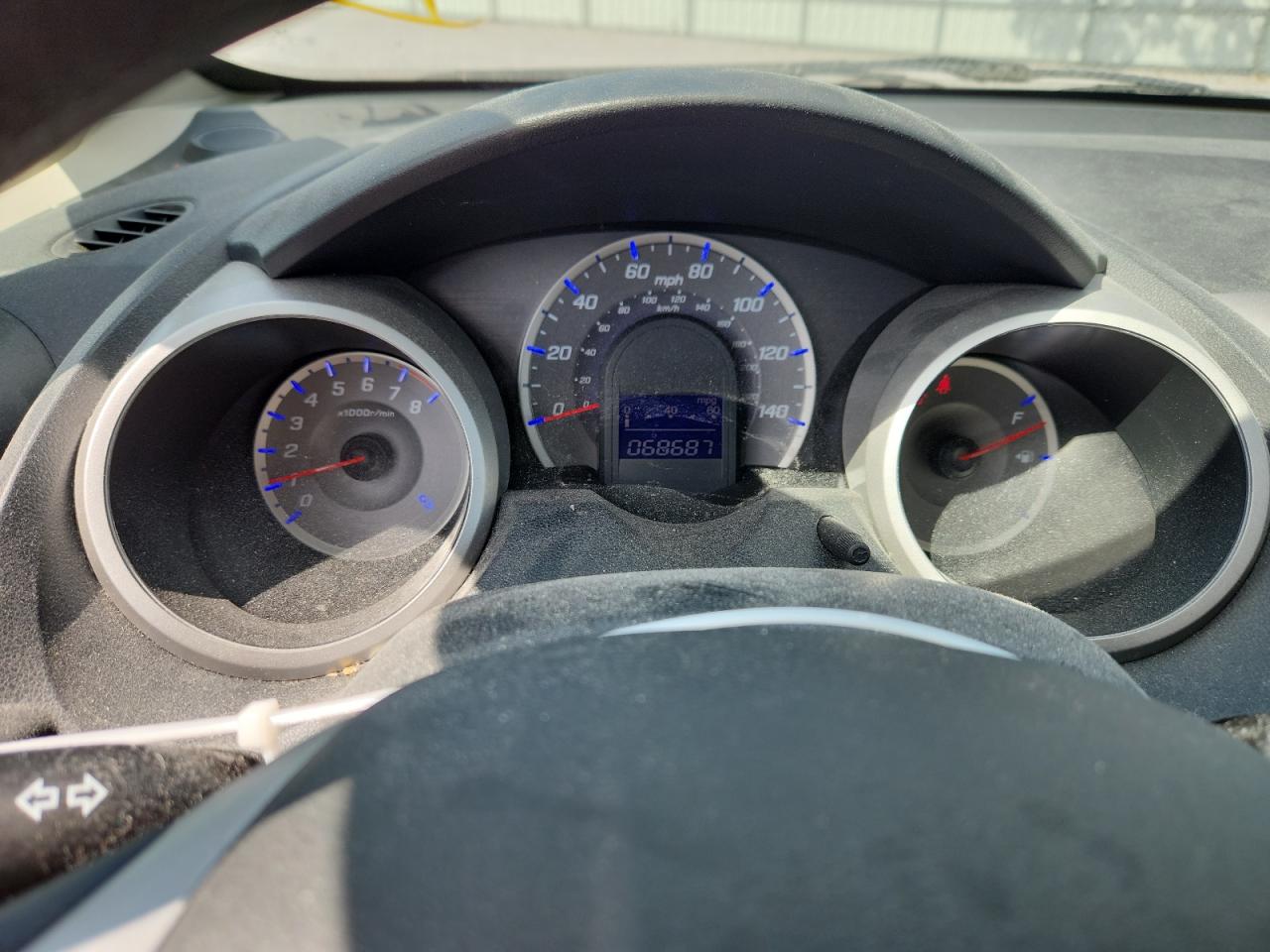 2013 Honda Fit VIN: JHMGE8H3XDC011359 Lot: 69690115