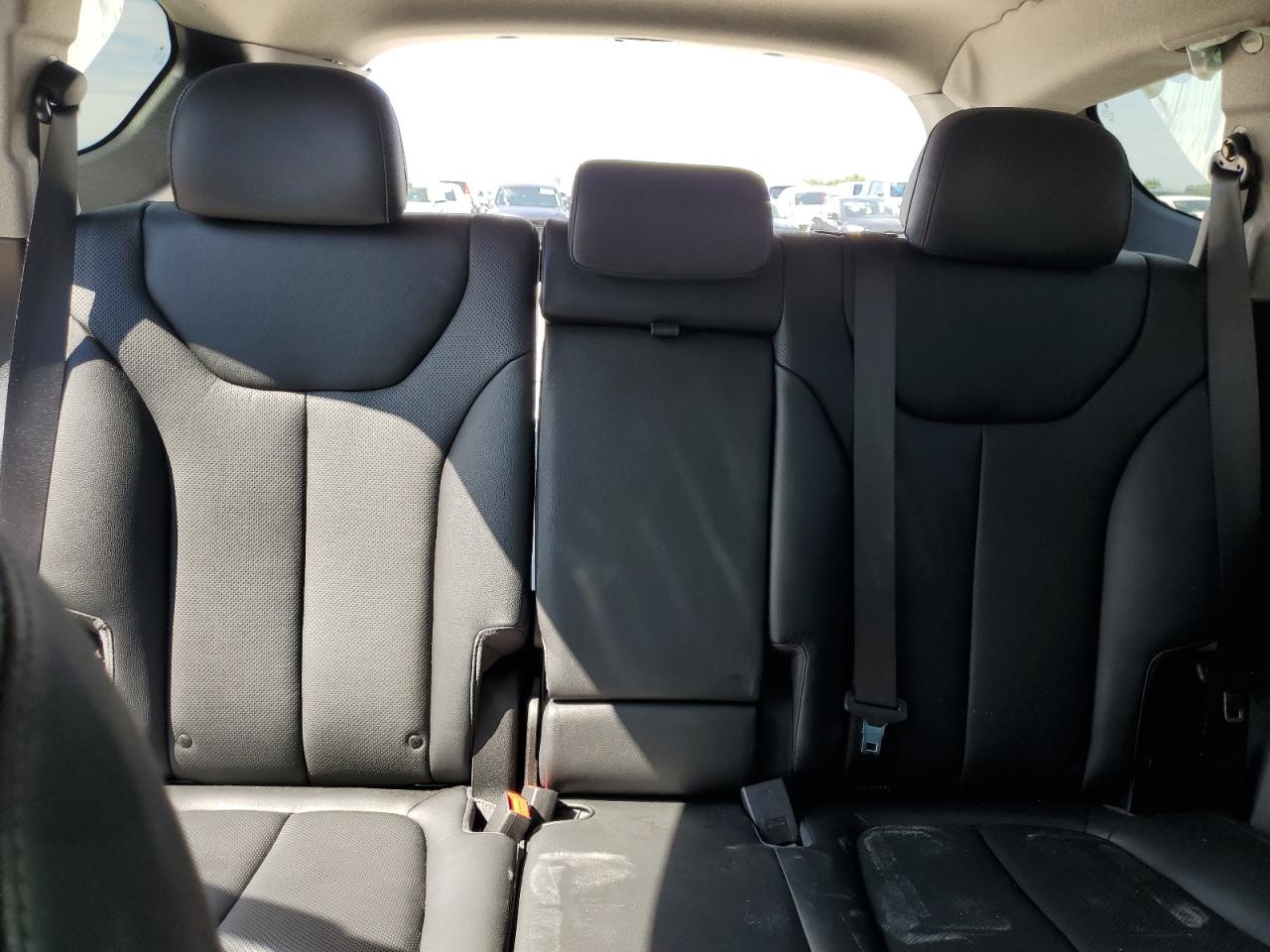 2020 Hyundai Santa Fe Limited VIN: 5NMS5CADXLH257099 Lot: 70456495