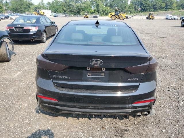  HYUNDAI ELANTRA 2018 Черный