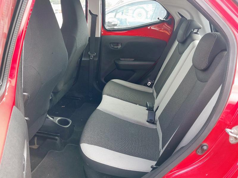 2017 TOYOTA AYGO X-PLAY VVT-I 