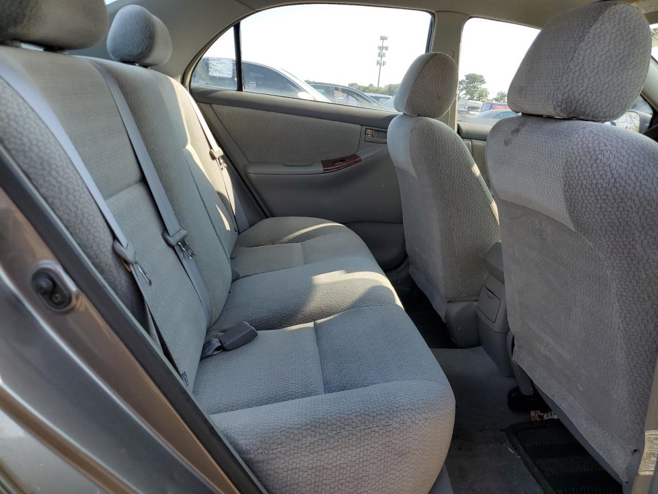 2004 Toyota Corolla Ce VIN: 2T1BR38E04C198025 Lot: 70786895