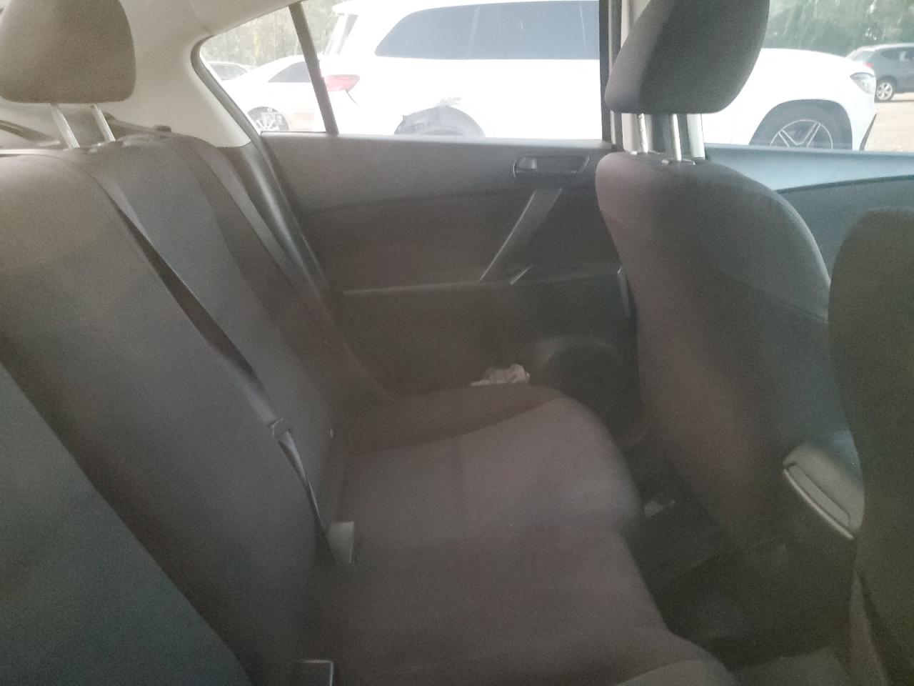 2011 Mazda 3 I VIN: JM1BL1UF6B1438782 Lot: 69087775