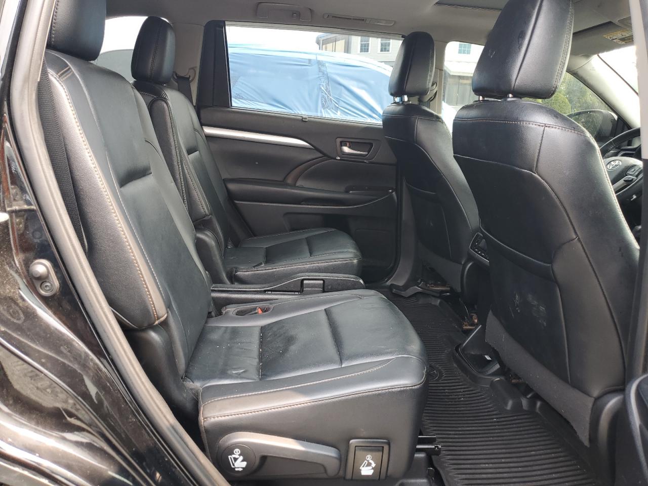 2019 Toyota Highlander Se VIN: 5TDJZRFH8KS730637 Lot: 66127065