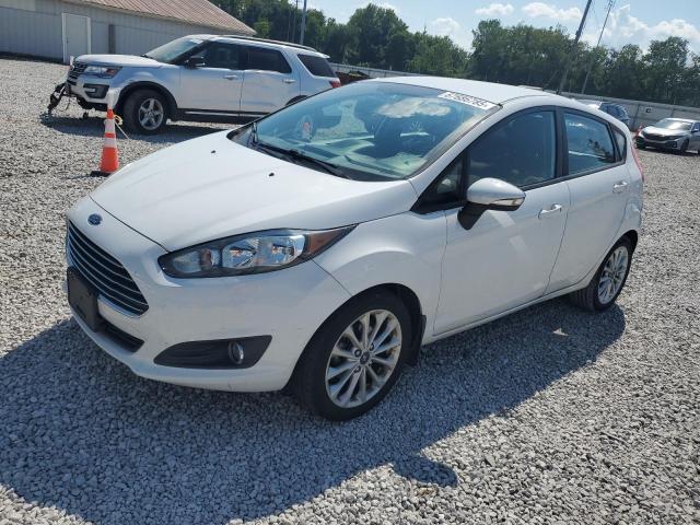  FORD FIESTA 2014 Biały