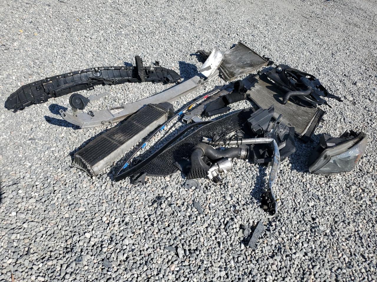 2014 Mercedes-Benz Cla 250 VIN: WDDSJ4EB8EN047025 Lot: 68979225