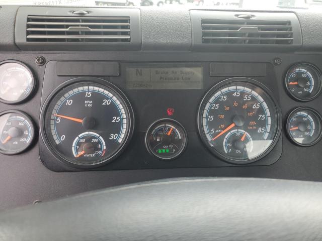 2017 FREIGHTLINER CASCADIA 113   