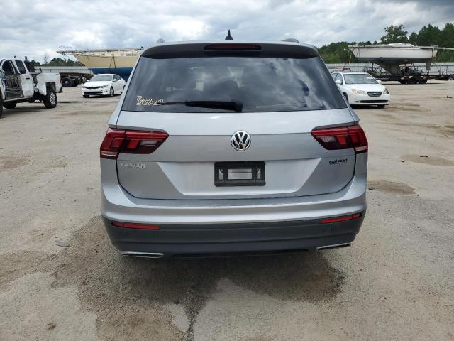  VOLKSWAGEN TIGUAN 2021 Серебристый