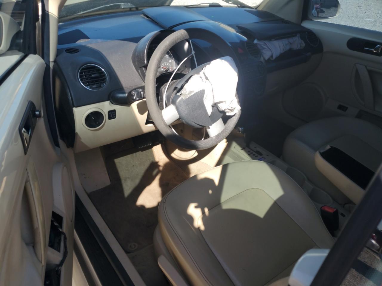 2006 Volkswagen New Beetle Convertible Option Package 1 VIN: 3VWRF31Y96M331187 Lot: 69423185