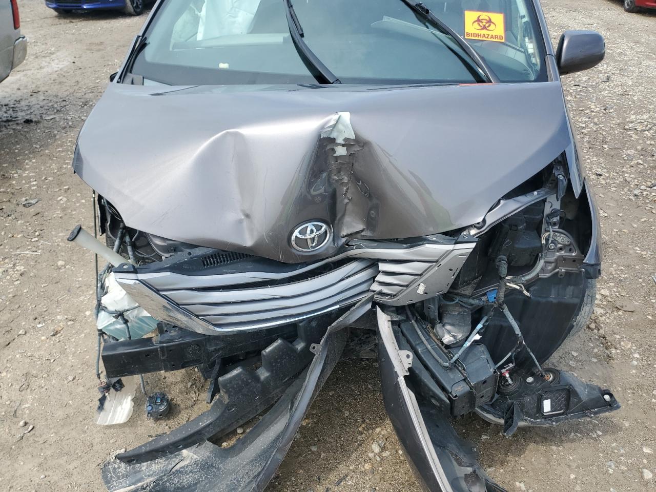 2015 Toyota Sienna Xle VIN: 5TDDK3DC4FS098702 Lot: 68419765