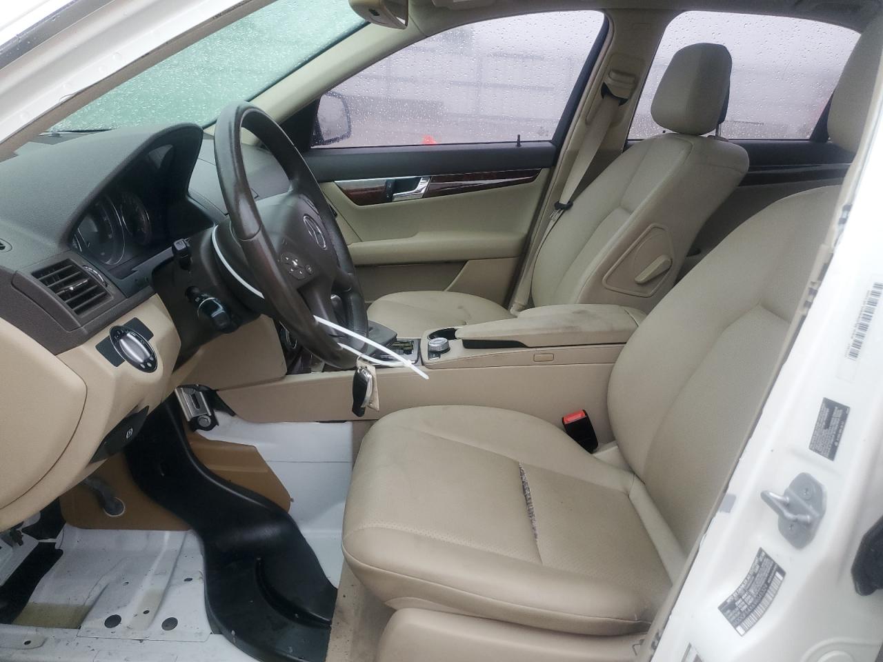 2009 Mercedes-Benz C 300 VIN: WDDGF54X69R045329 Lot: 68192765