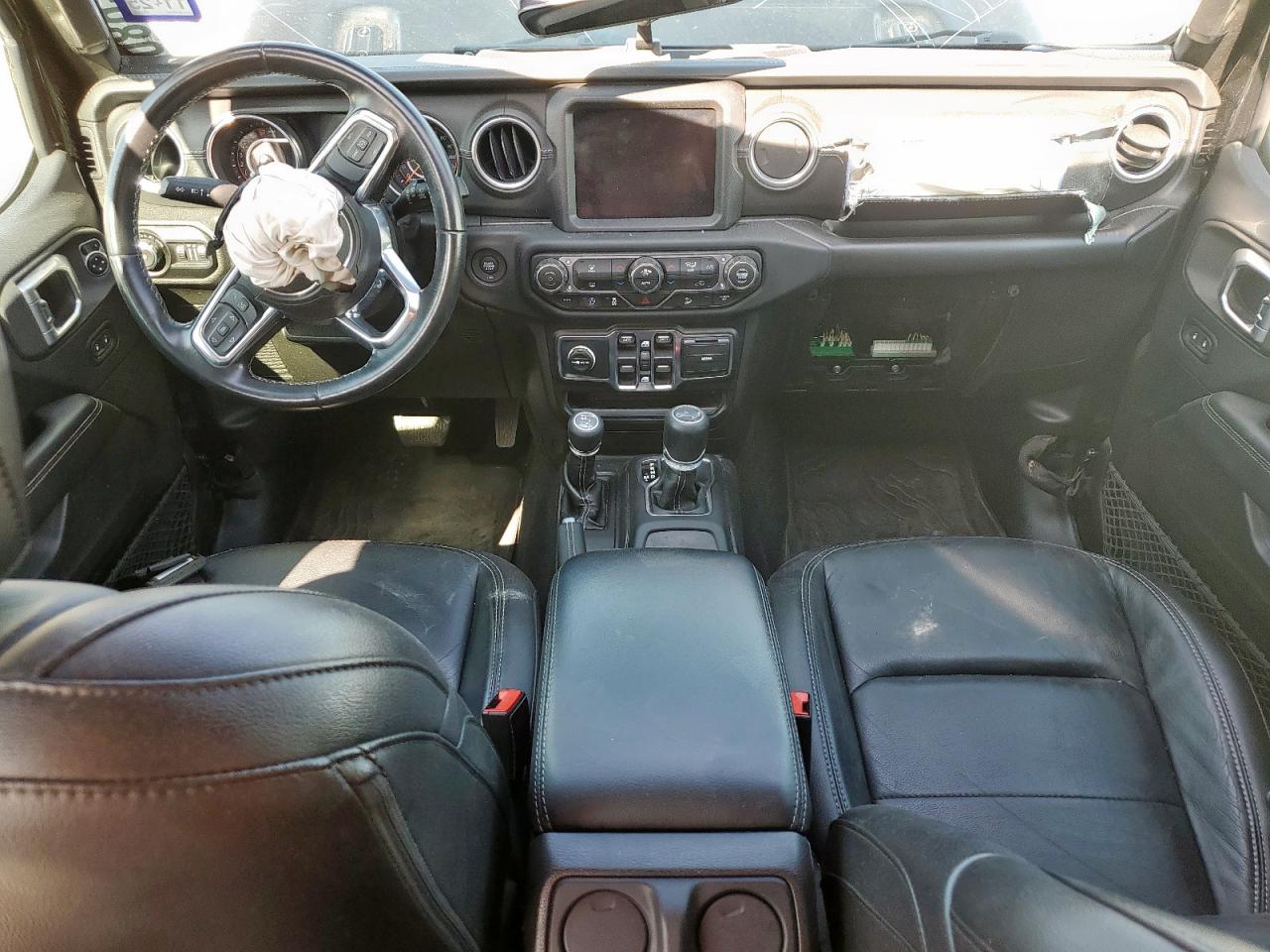 2018 Jeep Wrangler Unlimited Sahara VIN: 1C4HJXEG2JW321924 Lot: 86167895