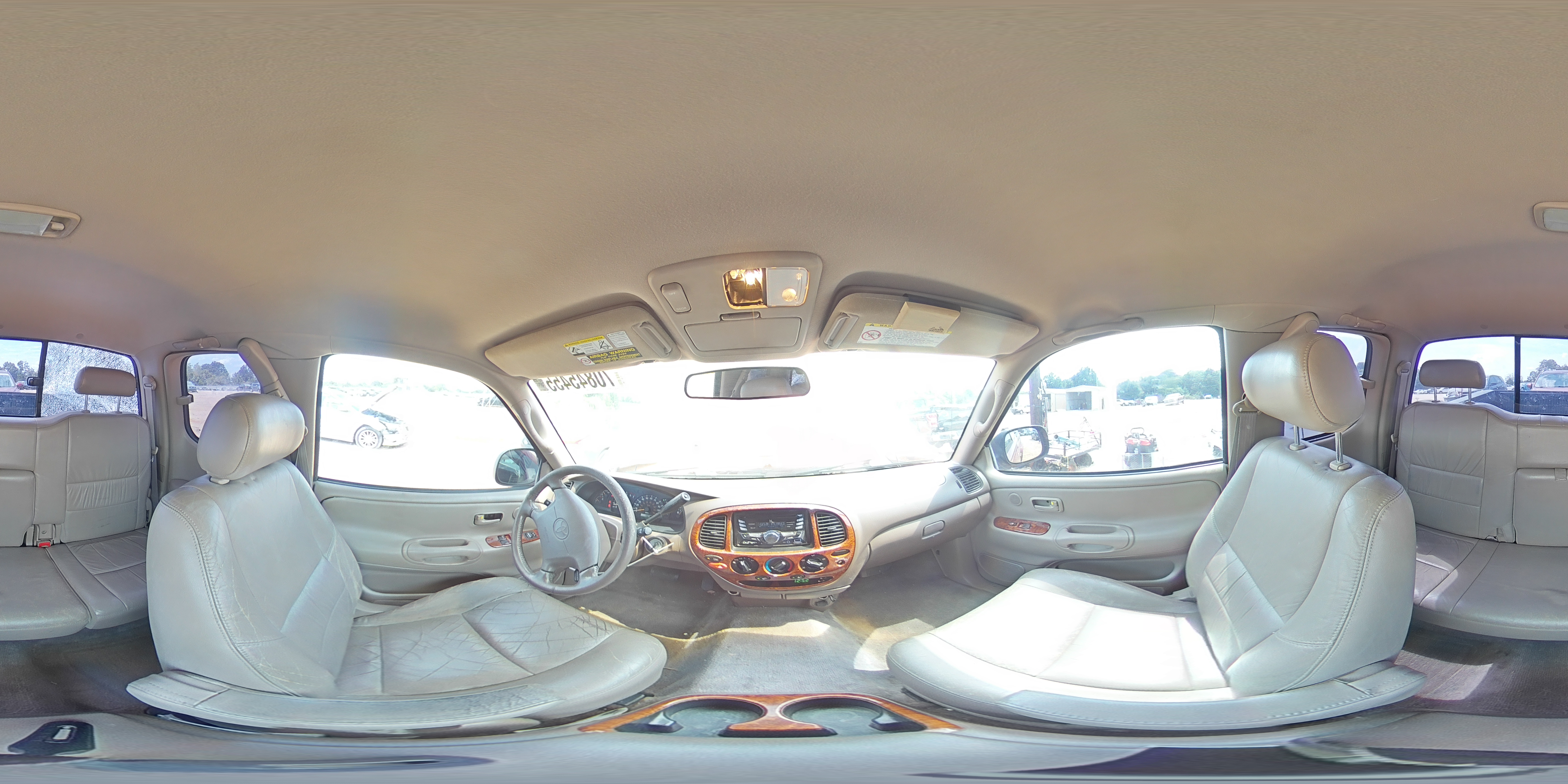 2000 Toyota Tundra Access Cab Limited VIN: 5TBRT3815YS094472 Lot: 70845455