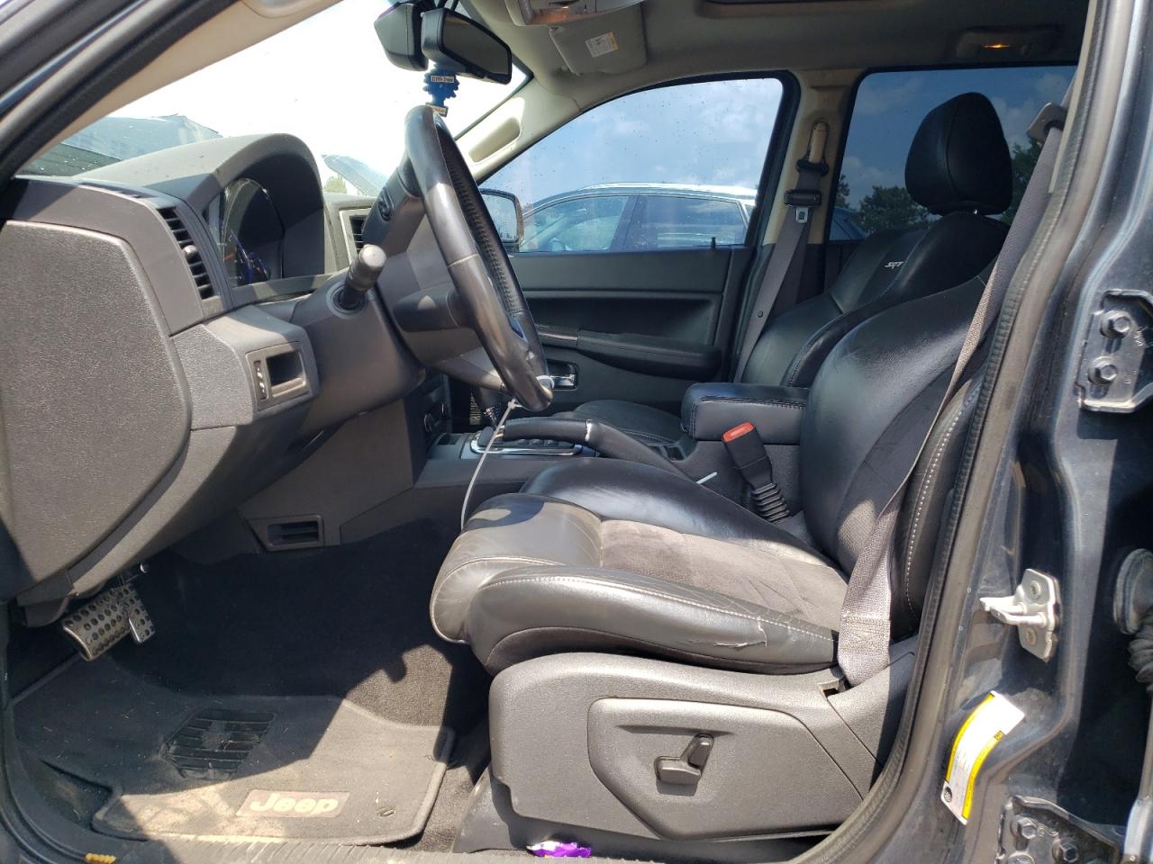 1J8HR78328C100958 2008 Jeep Grand Cherokee Srt-8