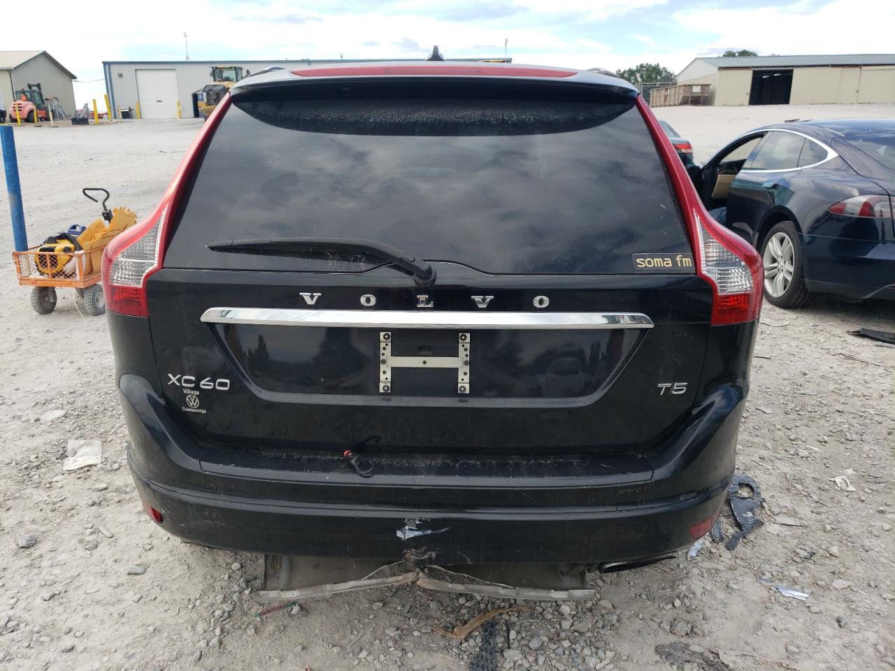 2016 Volvo Xc60 T5 Premier VIN: YV440MDK6G2799766 Lot: 67382975