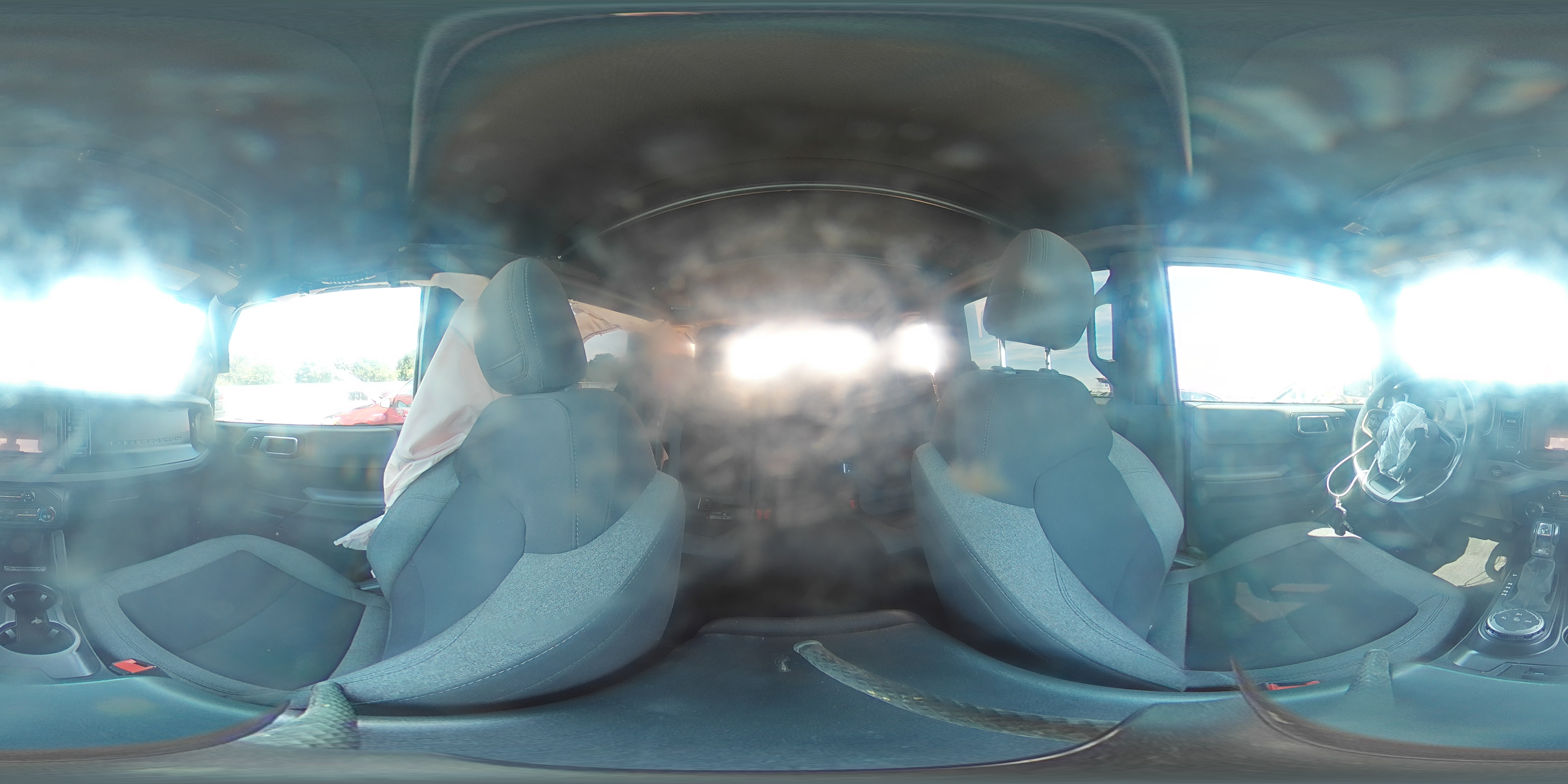 2021 Ford Bronco Base VIN: 1FMDE5BHXMLA83505 Lot: 70919235