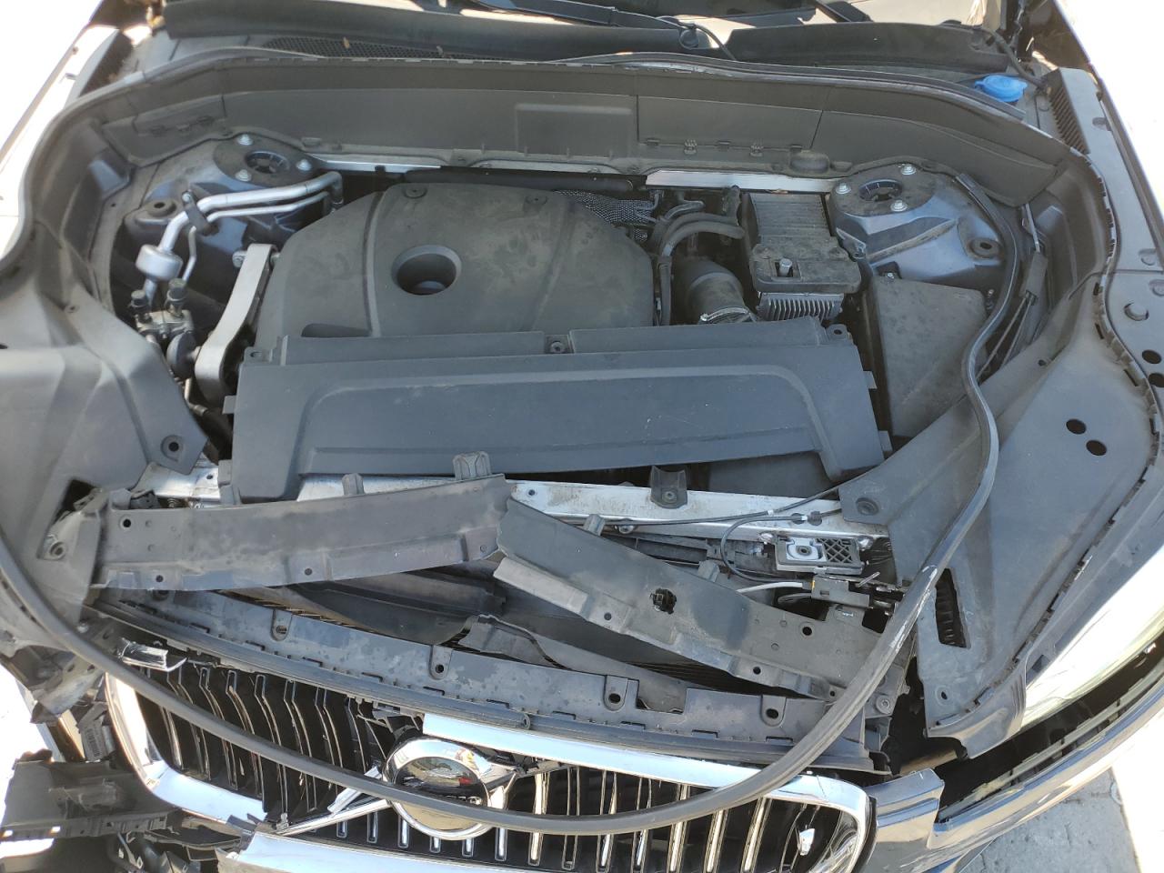 2020 Volvo Xc90 T5 Momentum VIN: YV4102CK7L1611295 Lot: 70547065