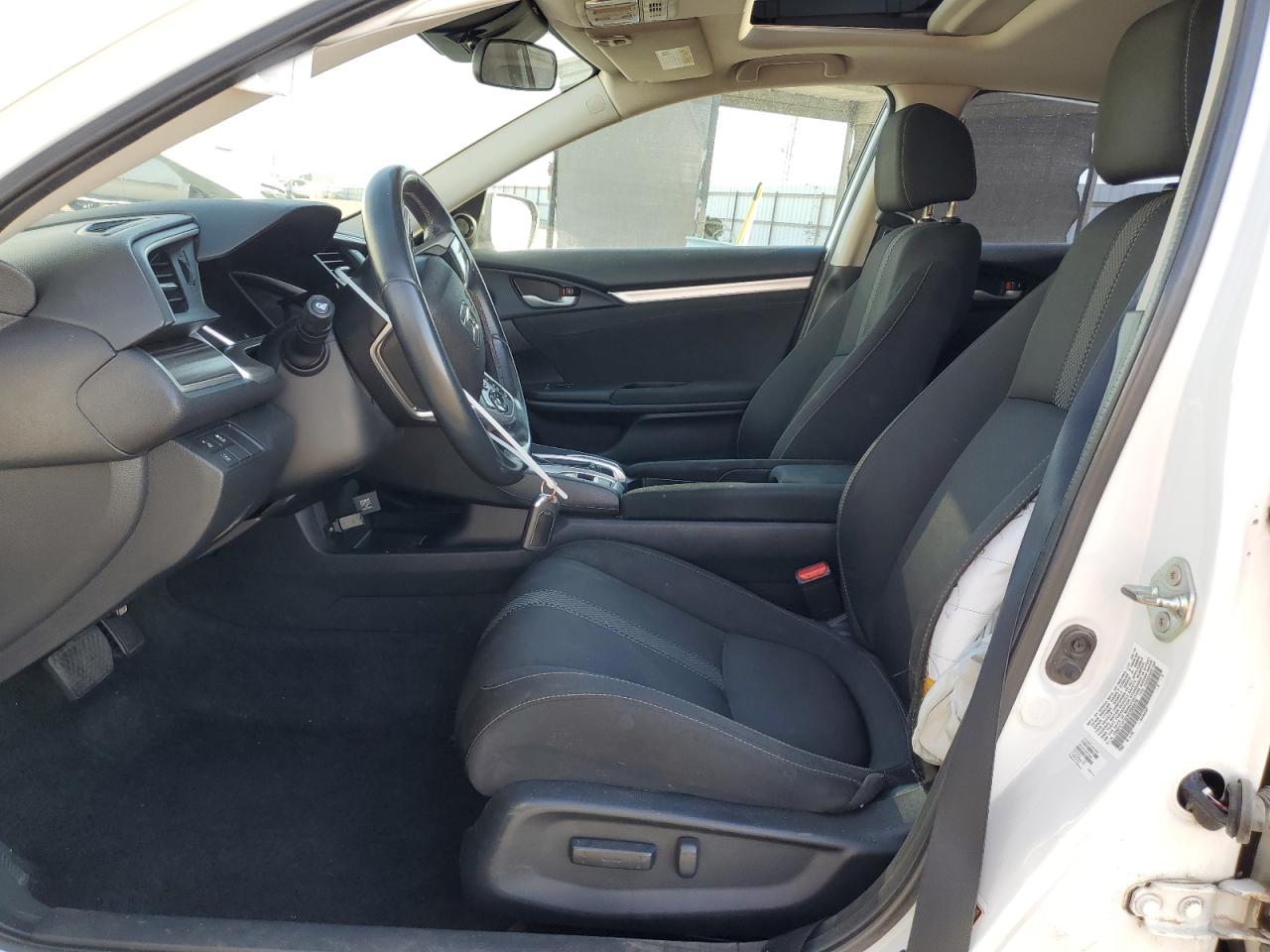 2019 Honda Civic Ex VIN: 19XFC1F32KE204978 Lot: 70384325