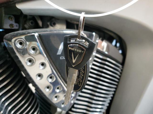 2008 VICTORY MOTORCYCLES VISION DELUXE  