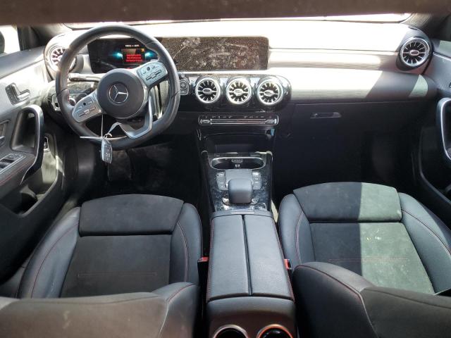  MERCEDES-BENZ A-CLASS 2021 Czarny