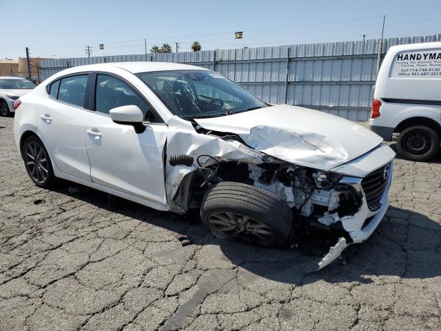  MAZDA 3 2018 Белы
