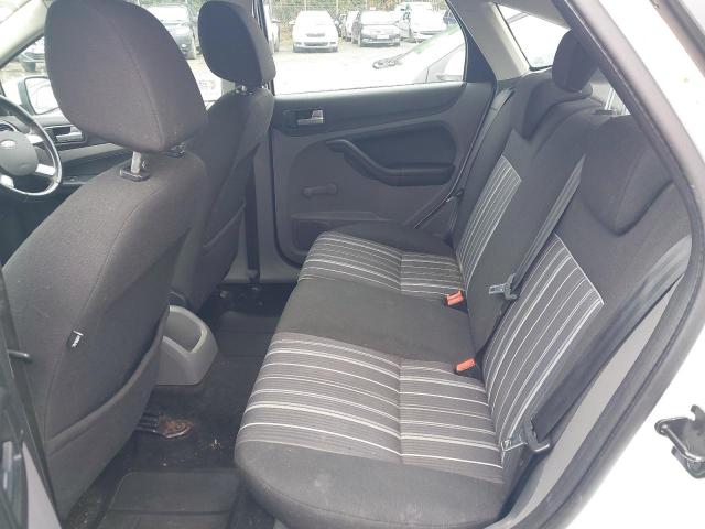 2010 FORD FOCUS