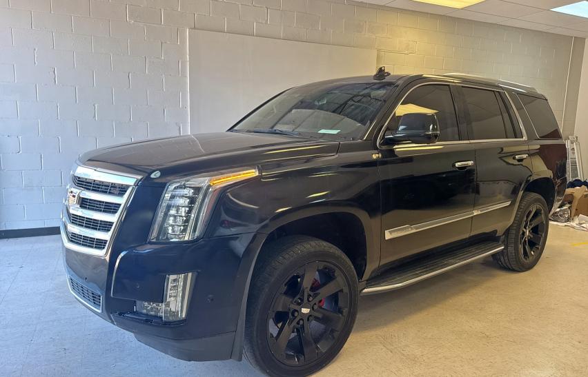  CADILLAC ESCALADE 2019 Black