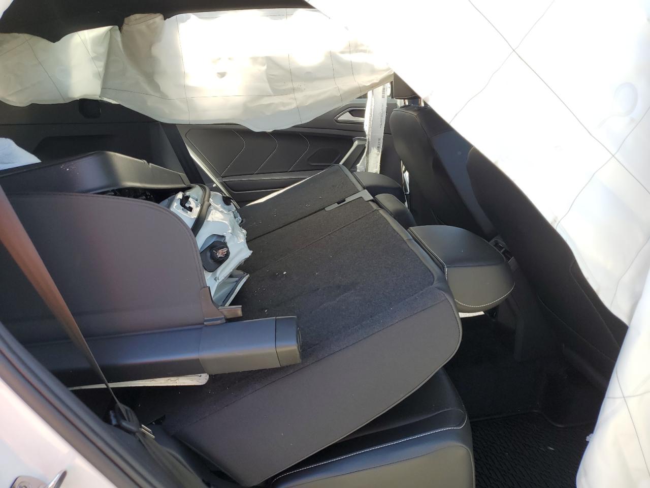 2024 Volkswagen Tiguan Se R-Line Black VIN: 3VV8B7AXXRM105061 Lot: 70564775