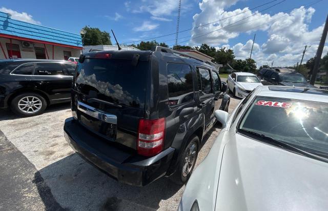 Parquets JEEP LIBERTY 2012 Czarny