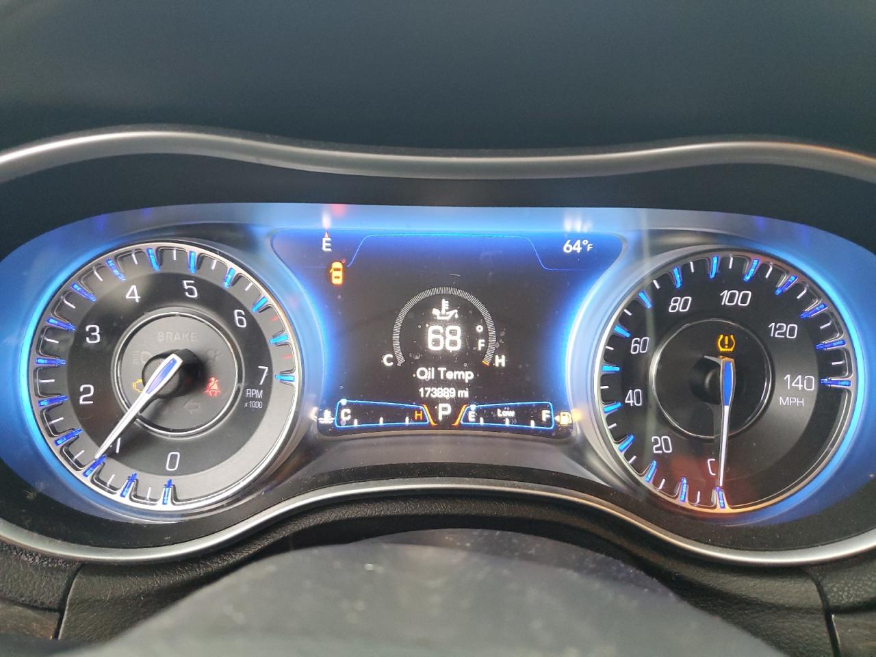 2015 Chrysler 300 Limited VIN: 2C3CCAAG3FH881596 Lot: 70319135