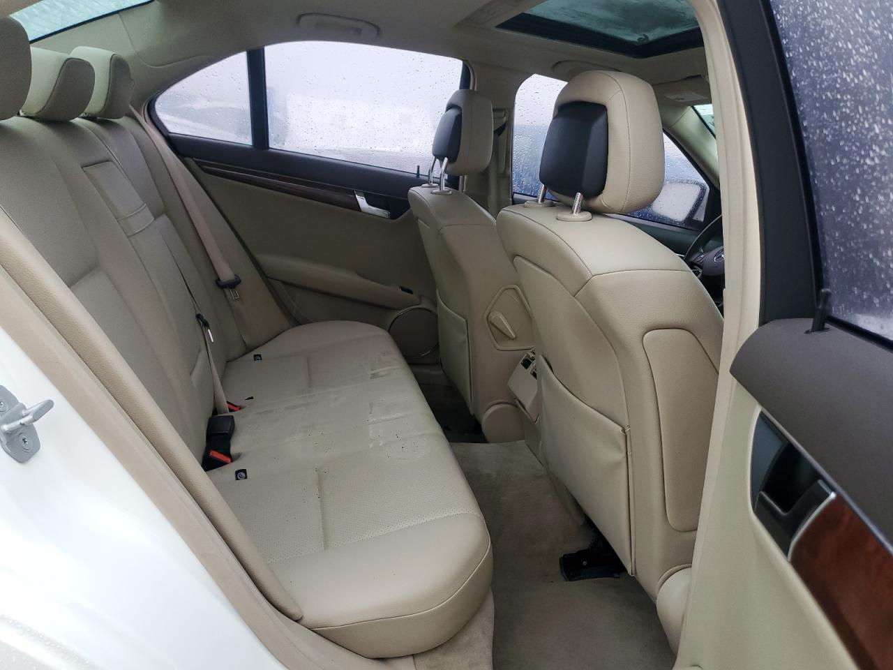 2009 Mercedes-Benz C 300 VIN: WDDGF54X69R045329 Lot: 68192765