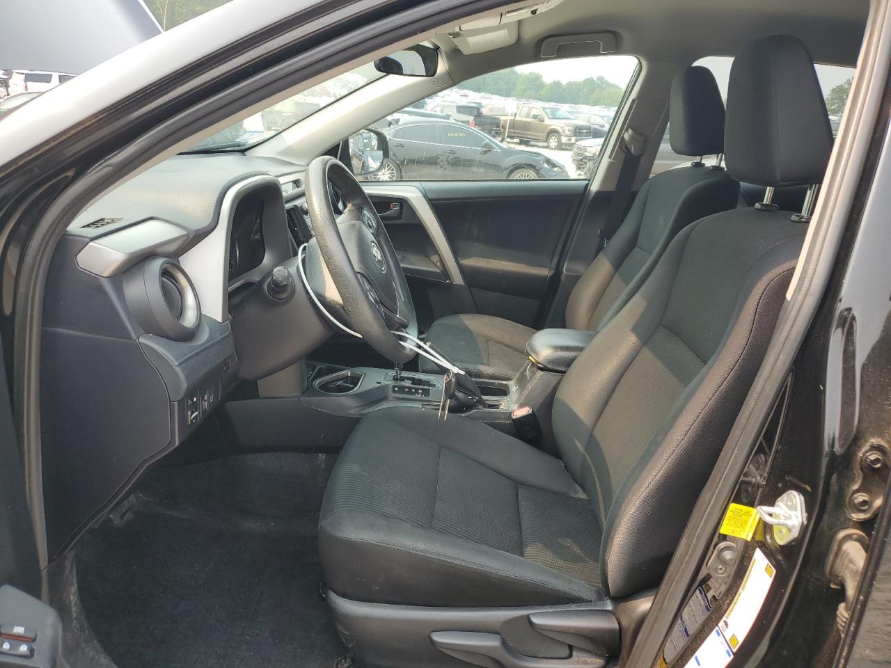 2017 Toyota Rav4 Le VIN: 2T3BFREV2HW689479 Lot: 66597095