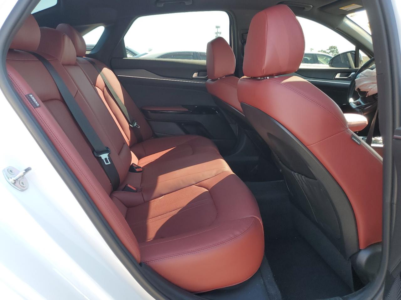 2025 Kia K5 Gt Line VIN: KNAG64J7XS5325256 Lot: 70141525