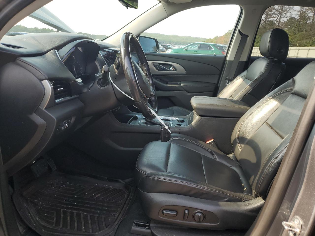 2018 Chevrolet Traverse Lt VIN: 1GNEVHKW4JJ172820 Lot: 66990055