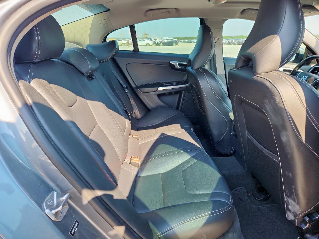 2017 Volvo S60 VIN: YV126MFL8H2438419 Lot: 70276545