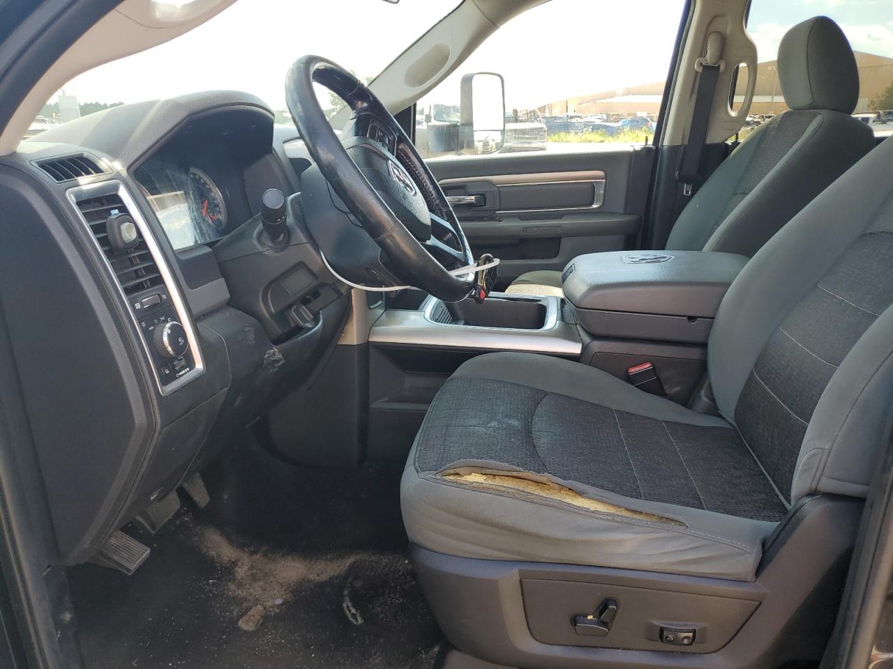 2017 Ram 3500 Slt VIN: 3C63RPHL5HG696704 Lot: 70730135