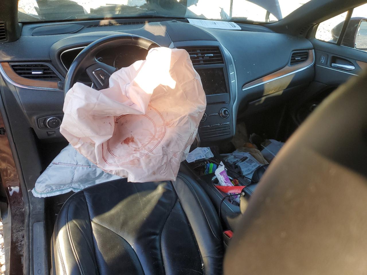 2017 Lincoln Mkc Select VIN: 5LMCJ2D93HUL04483 Lot: 70820925