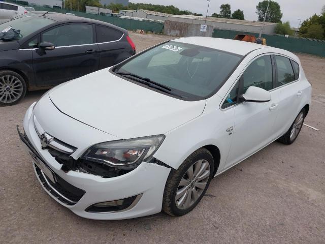 VAUXHALL ASTRA 2013
