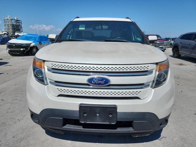 Parquets FORD EXPLORER 2015 Biały