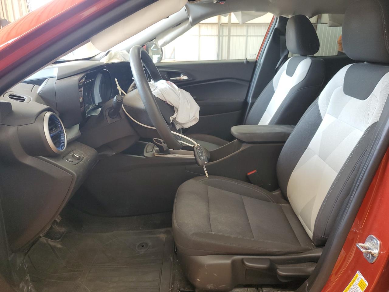 2024 Chevrolet Trax Ls VIN: KL77LFE26RC125127 Lot: 70203495