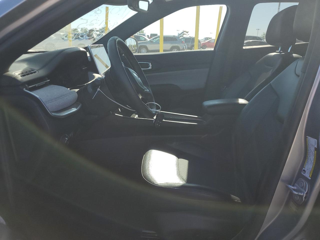 2023 Jeep Compass Latitude VIN: 3C4NJDBNXPT505737 Lot: 70188405