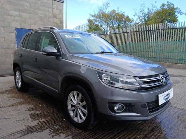 2013 VOLKSWAGEN TIGUAN SE