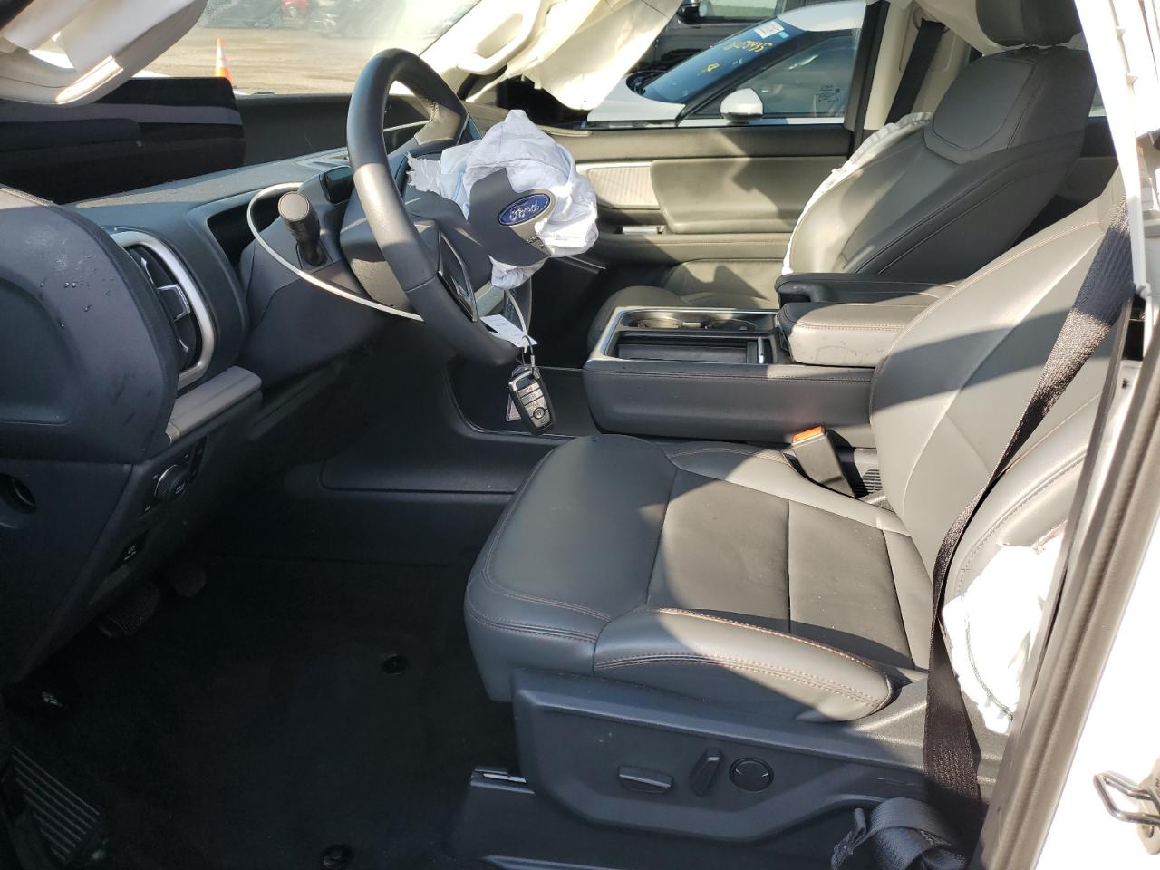 2025 Ford Expedition Active VIN: 1FMJU1J89SEA16170 Lot: 69938015