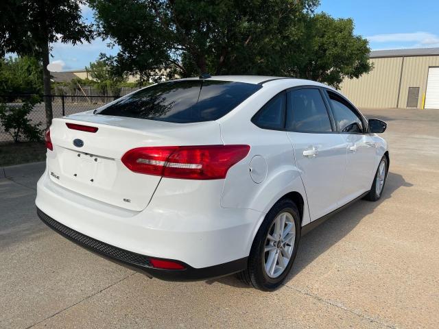  FORD FOCUS 2017 Белы