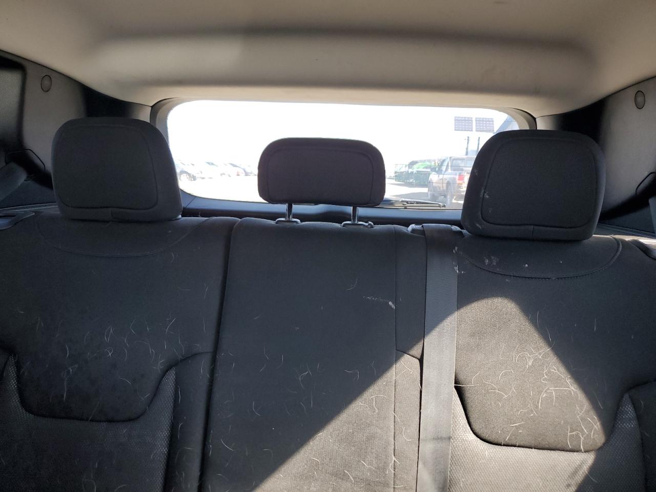 2017 Jeep Renegade Latitude VIN: ZACCJBBBXHPG64347 Lot: 68538295